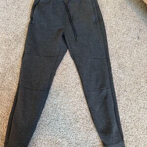American Eagle Outfitters Gray Slim Fit Joggers